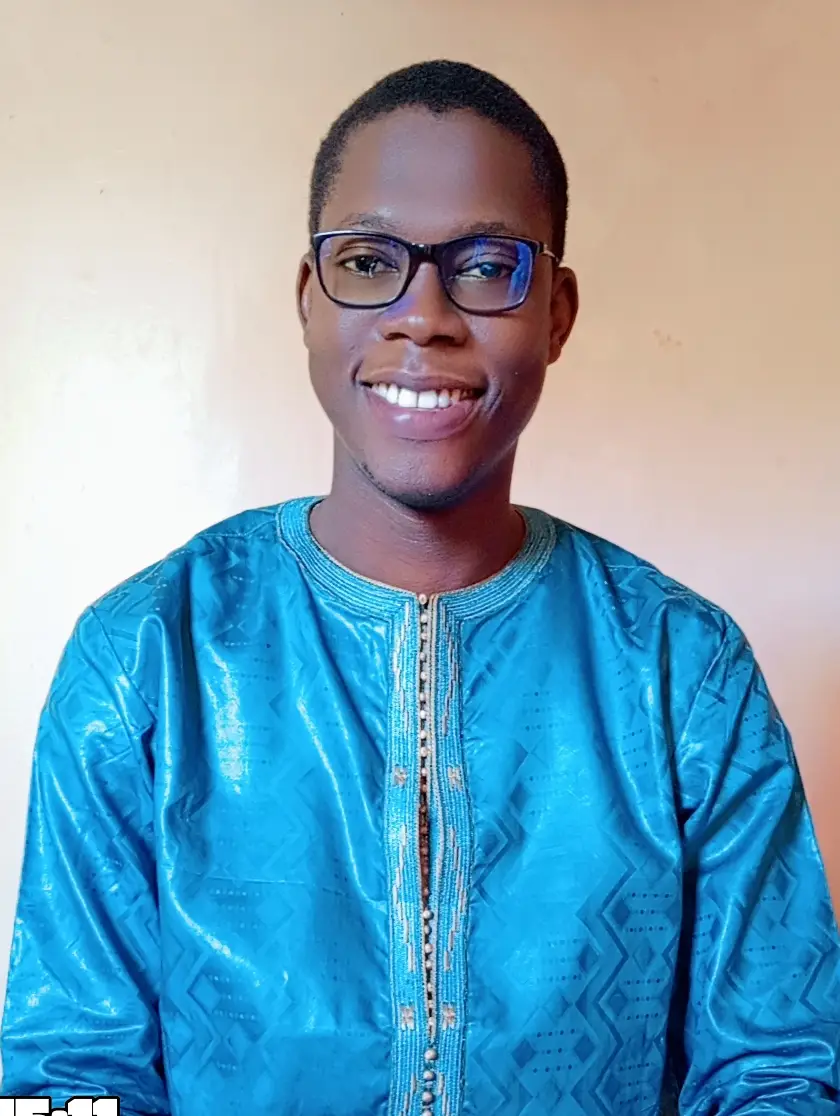 Portrait de Demba Faye, Développeur Web Full-Stack au Sénégal